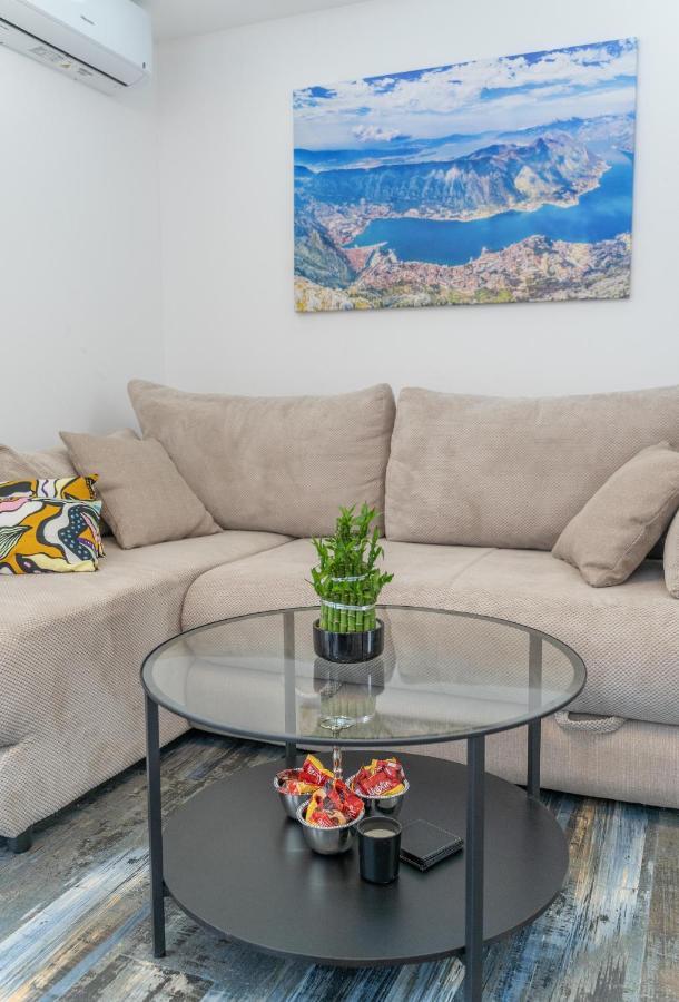 Zoi Apartment โกตอร์ ภายนอก รูปภาพ